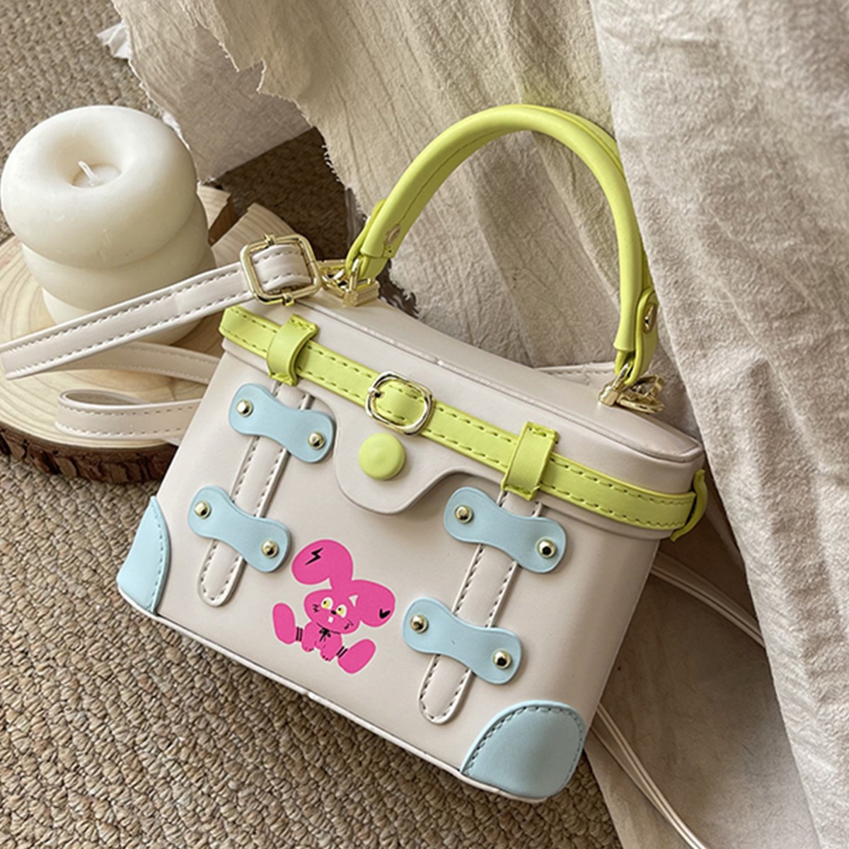 Luxury Bags Wholesale - กระเป๋าถือผู้หญิงหนัง PU ลายดอกไม้ ดีไซน์หรูหราแบบใหม่ พร้อมหมุดตกแต่ง สไตล์เรโทร