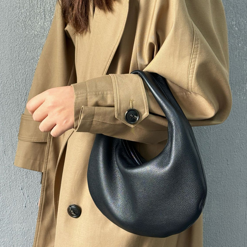กระเป๋าหนังทรงครึ่งวงกลมสไตล์ญ - Luxury Bags In Japan บทวิจารณ์และราคา