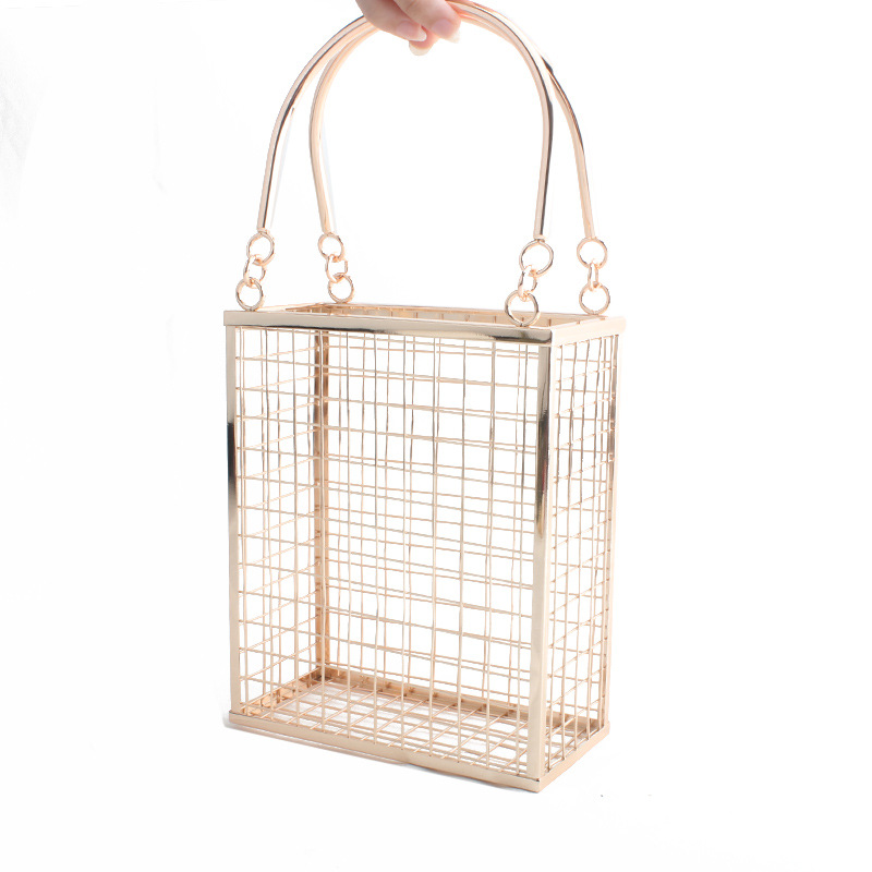 กระเป๋าถือทรงกลวงโลหะสำหรับฤดู - Luxury Bags For Summer บทวิจารณ์และราคา