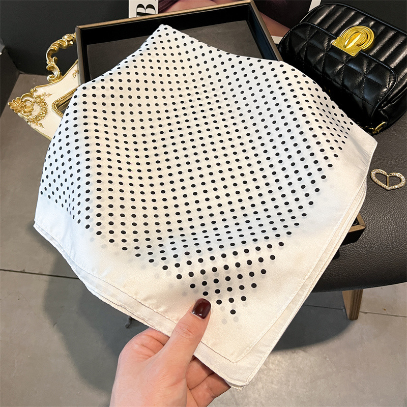 ผ้าพันคอพิมพ์ลายดอกไม้สำหรับผู - Luxury Bags For Summer บทวิจารณ์และราคา