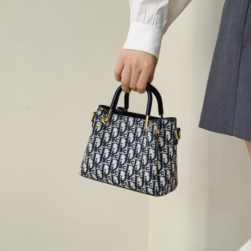กระเป๋าถือสตรีสุดหรู หนังแท้ จ - Luxury Bags For Sale บทวิจารณ์และราคา
