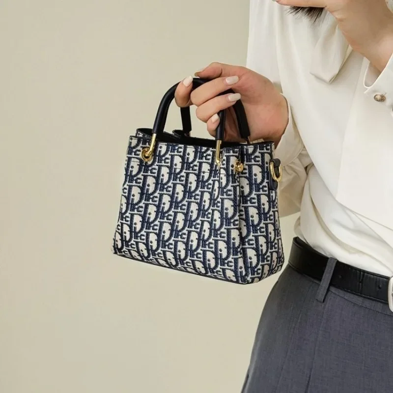 กระเป๋าถือสตรีสุดหรู หนังแท้ จ - Luxury Bags For Sale บทวิจารณ์และราคา