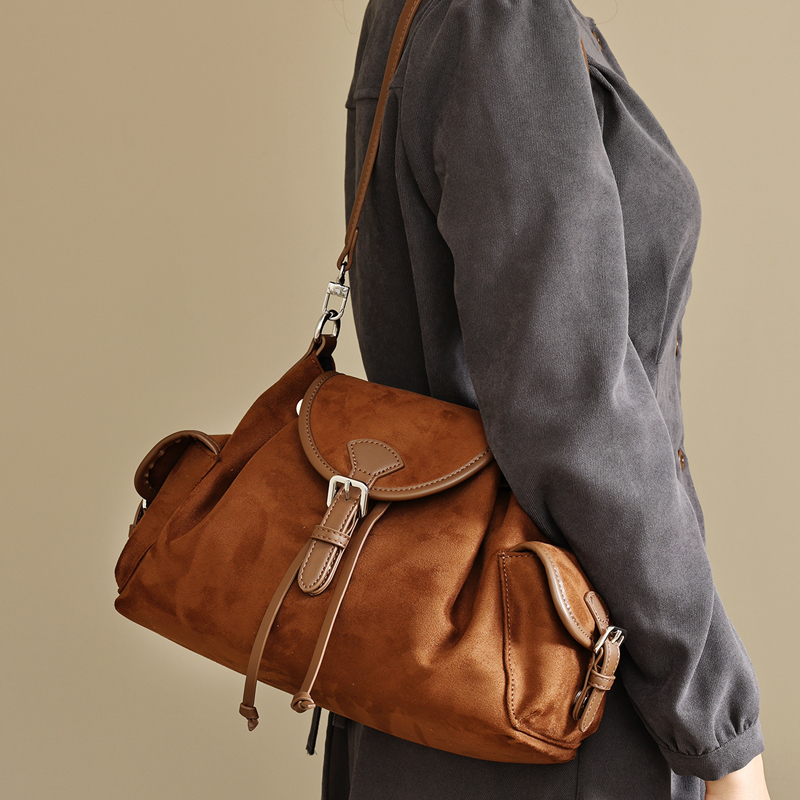 กระเป๋าหนังกลับสไตล์อังกฤษสำหร - Luxury Bags England บทวิจารณ์และราคา