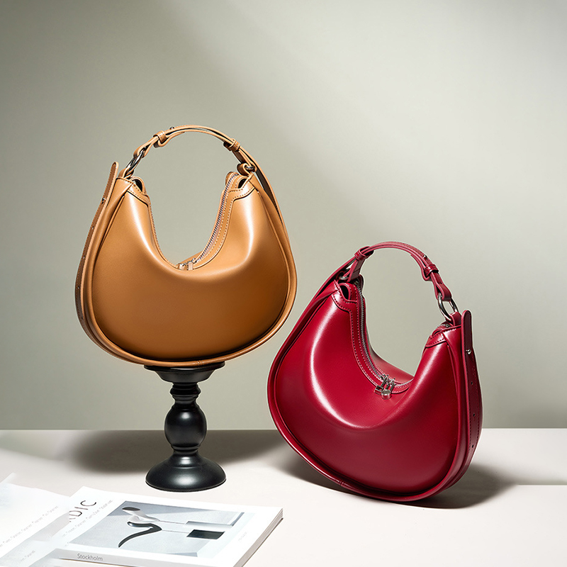 PureแยกCowhideหนังผู้หญิงHobos - Luxury Bags Wholesale บทวิจารณ์และราคา