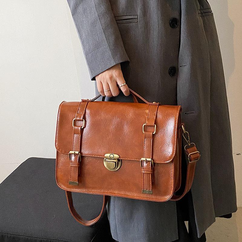 ญี่ปุ่นกระเป๋าถือกระเป๋านักเรี - Luxury Bags England บทวิจารณ์และราคา