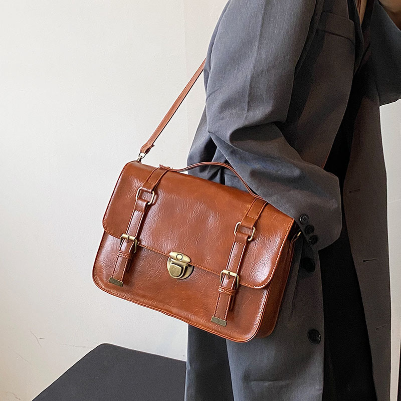 ญี่ปุ่นกระเป๋าถือกระเป๋านักเรี - Luxury Bags England บทวิจารณ์และราคา